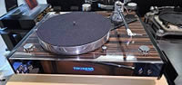 Thorens TD-550 turntable with TP-125 SE arm Thorens TD-550 turntable with TP-125 SE arm