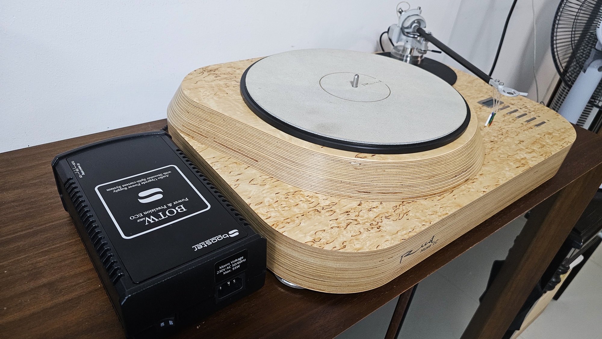 Reed Muse 1C Turntable with 1H 12