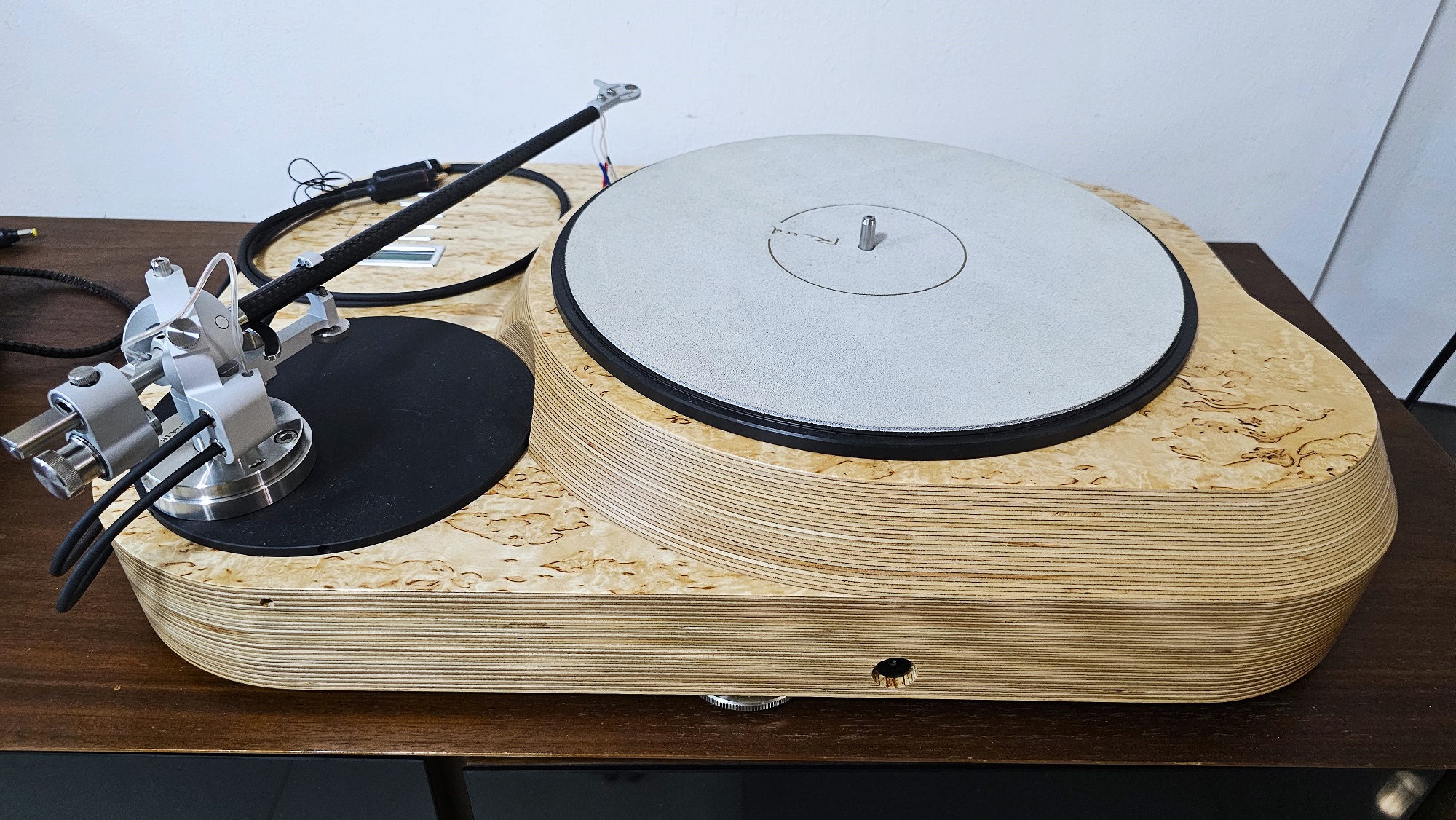 Reed Muse 1C Turntable with 1H 12