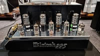 McIntosh MC 225 vintage power amplifier McIntosh MC 225 vintage power amplifier