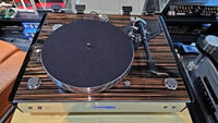 Thorens TD-550 with SME 309 arm Thorens TD-550 with SME 309 arm