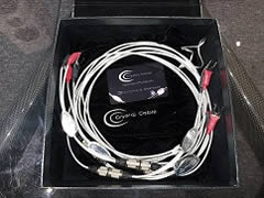 Crystal Cable Reference Diamond Speaker Cable with Splitters 2.5m Crystal Cable Reference Diamond Speaker Cable with Splitters 2.5m
