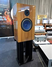 Audio Note AN-J/LX Hemp (high gloss) with matching stands Audio Note AN-J/LX Hemp (high gloss) with matching stands