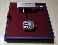 Audio-Technica AT33R Reference Model MC Cartridge with Headshell Audio-Technica AT33R Reference Model MC Cartridge with Headshell