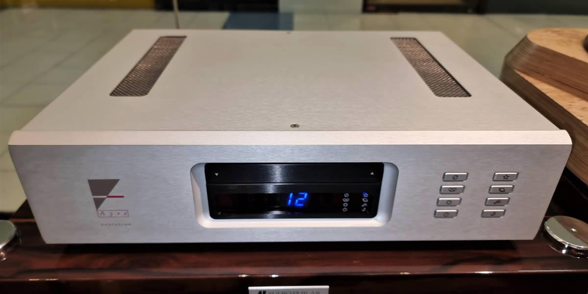 Ayre AX-7e integrated amplifier 