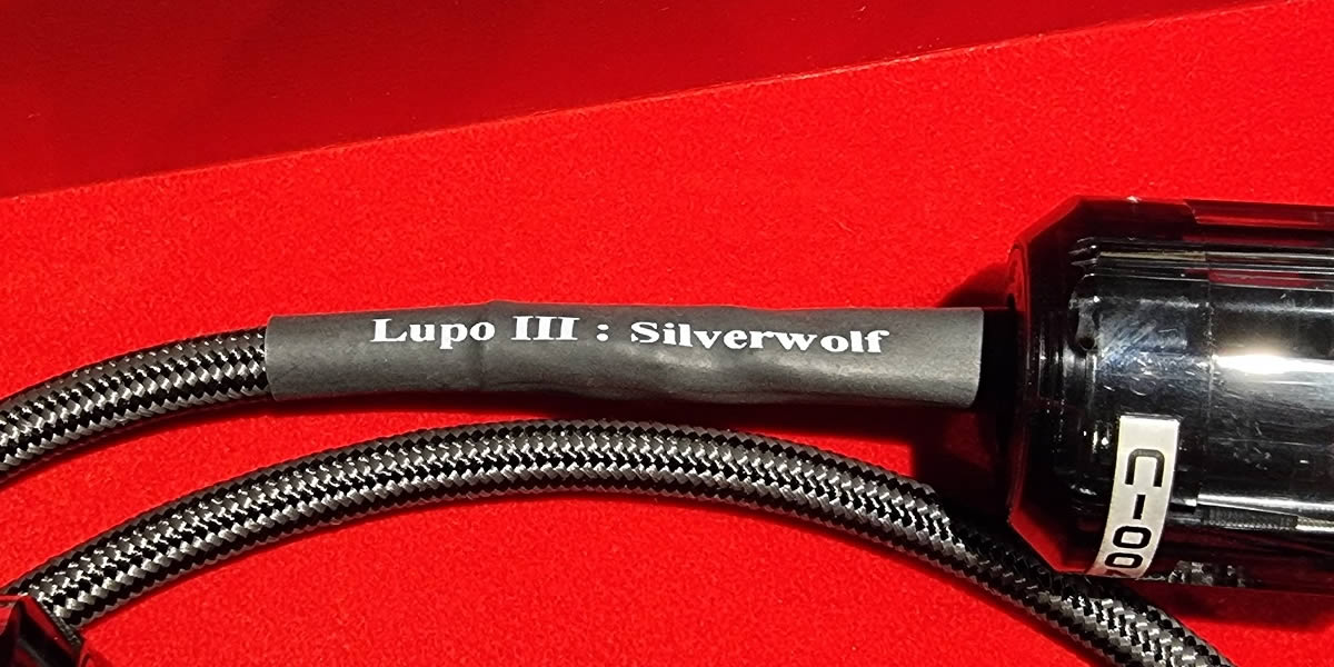 Black Cat Lupo III/Silverwolf power cord 1.5m
