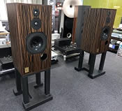 Harbeth Super HL5 30th Anniversary w/ Sound Anchor stands Harbeth Super HL5 30th Anniversary w/ Sound Anchor stands
