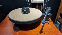AVID Ingenium turntable AVID Ingenium turntable