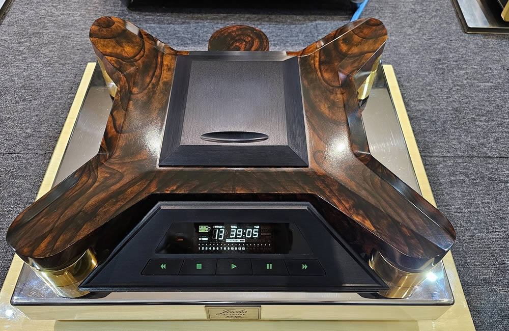 Jadis J1 Drive CD/SACD transport Jadis J1 Drive CD/SACD transport