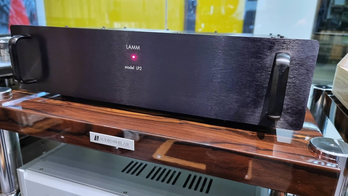 Lamm LP2 Deluxe phono preamp