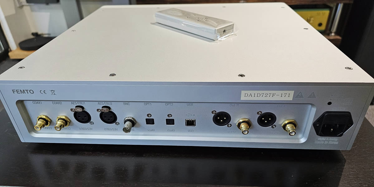 Calyx Audio Femto Digital-to-Analog Converter  Calyx Audio Femto Digital-to-Analog Converter