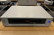 PS Audio P500 power regenerator PS Audio P500 power regenerator