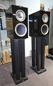 KEF R300 Bookshelf Speakers with stands