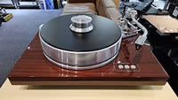 Project Signature 10 turntable and tonearm