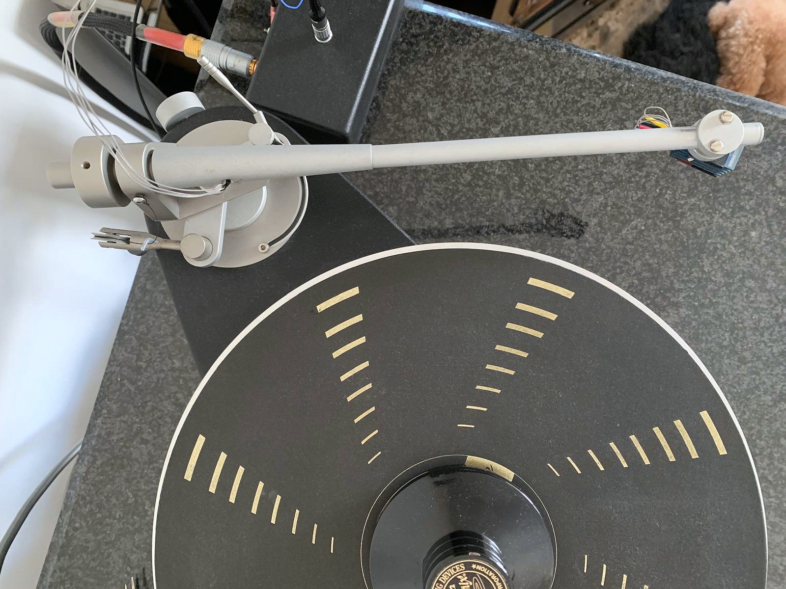 Simon Yorke S10 turntable with S7.1 tonearm