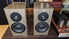Dynaudio Special Forty loudspeaker Dynaudio Special Forty loudspeaker