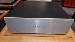 Shunyata Triton power conditioner Shunyata Triton power conditioner