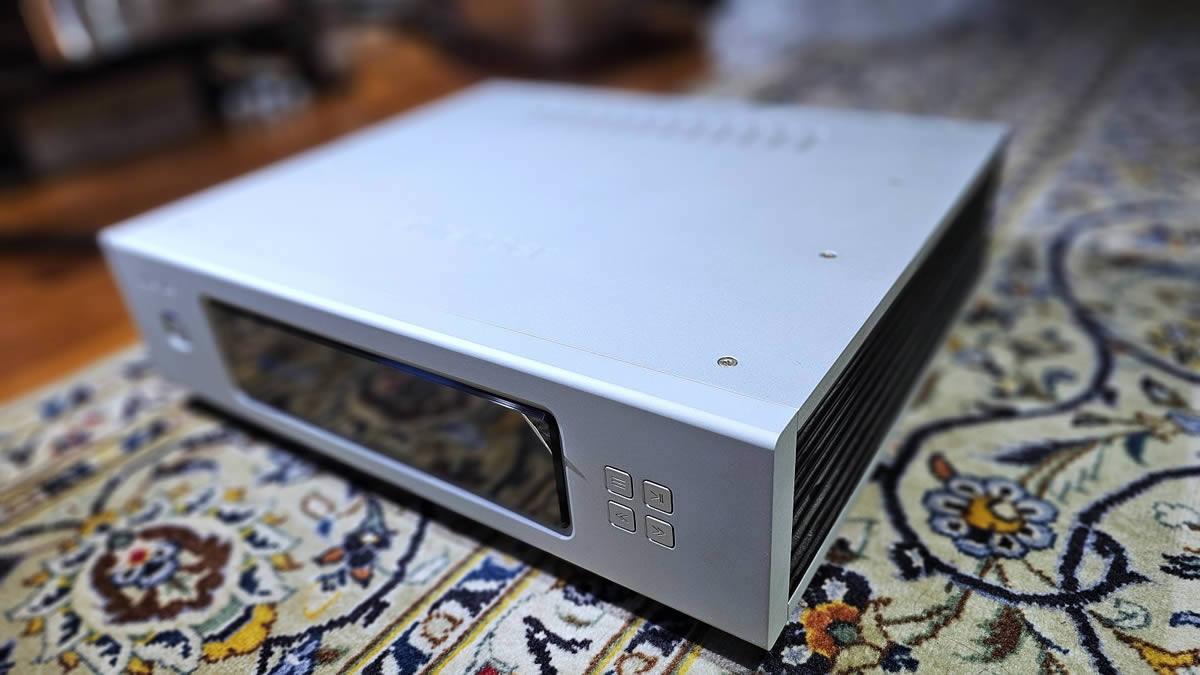 Aurender W20 Music Server