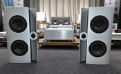 Vienna Acoustics Webern speakers - 1 pair Vienna Acoustics Webern speakers - 1 pair