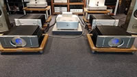 Pass Labs XA60.5 monoblock power amplifiers Pass Labs XA60.5 monoblock power amplifiers
