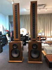 McIntosh XRT-18 McIntosh XRT-18